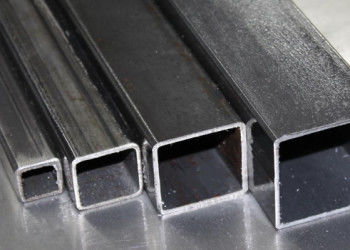 3000mm μήκος Ατσάλινο σωλήνα χωρίς συγκόλληση σε ορθογώνιο σχήμα