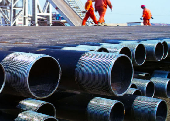 2.11mm-300mm Thickness Steel Casing Pipe Threaded End Connection