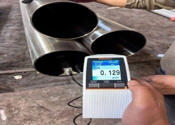 Στρογγυλοί αδιάβροχοι σωλήνες από ανοξείδωτο χάλυβα με επιφανειακό φινίρισμα BA/2B/NO.1/NO.3/NO.4 για εφαρμογές χημικής επεξεργασίας και τροφίμων